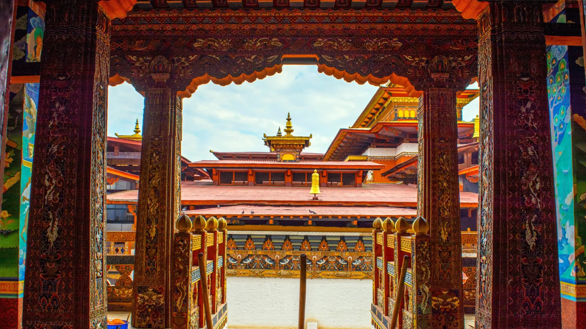Dzongs et monastères