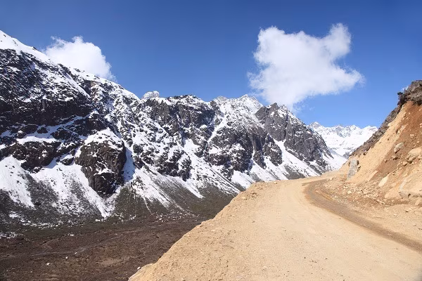 Trek Bara Bhangal