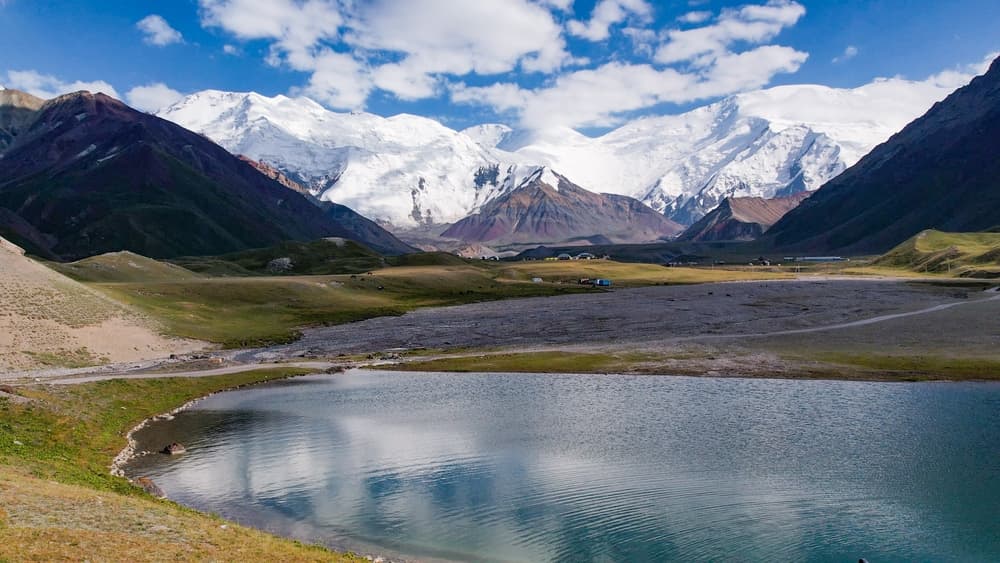 "Achik-Tash" Base Camp (Ak-Sai Travel)