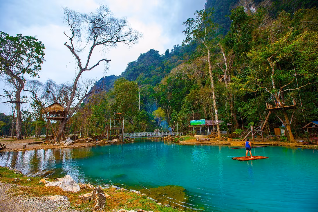 Un trio Lao: Vientiane, Vang Vieng et Luang Prabang